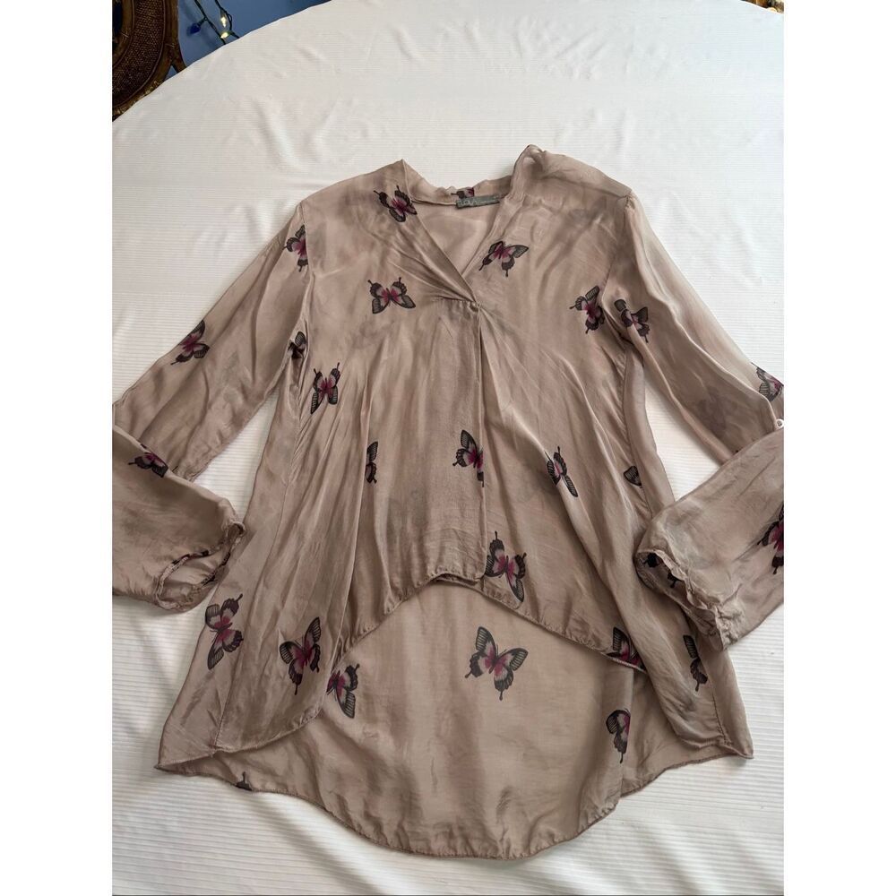 Lola Butterfly Italy Sheer Chiffon Top Blouse Size Small Medium See Measurements